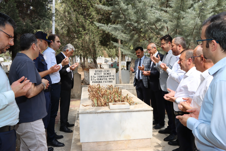 15 Temmuz dolaysıyla Şehitliklere ziyaret