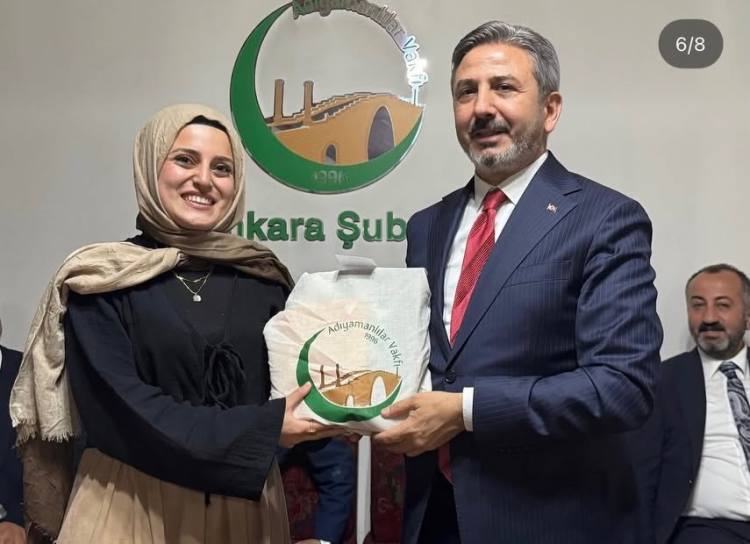 Aydın, Adıyamanlı Gençlerin Mezuniyet Sevincine Ortak Oldu