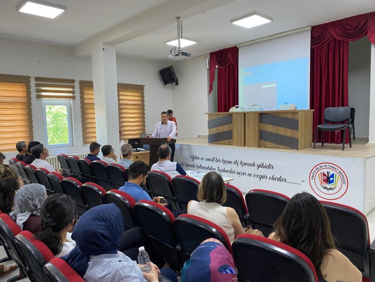 Kahta'da Yıl Sonu Rehber Öğretmenler Koordinasyon Toplantısı