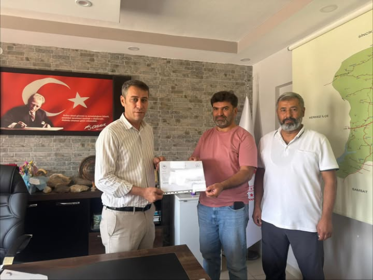 Kahta'da Üreticiye Ari İşletme Sağlık Sertifikası